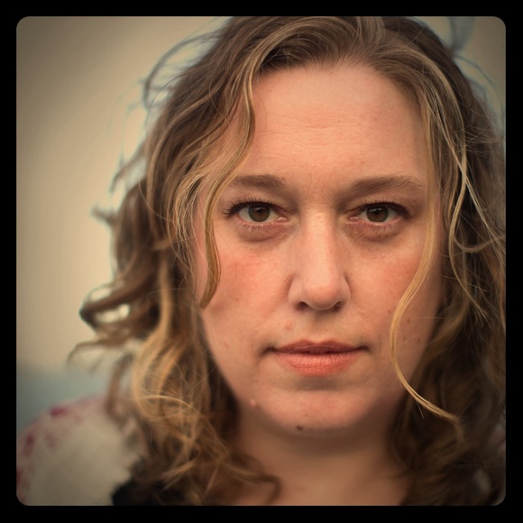 Meet your Posher, Sarah - Picture 3 of 5